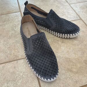 Ilse Jacobsen Tulip Shoes Women’s 9 Blue Scallop Perforated Slip On Preppy City